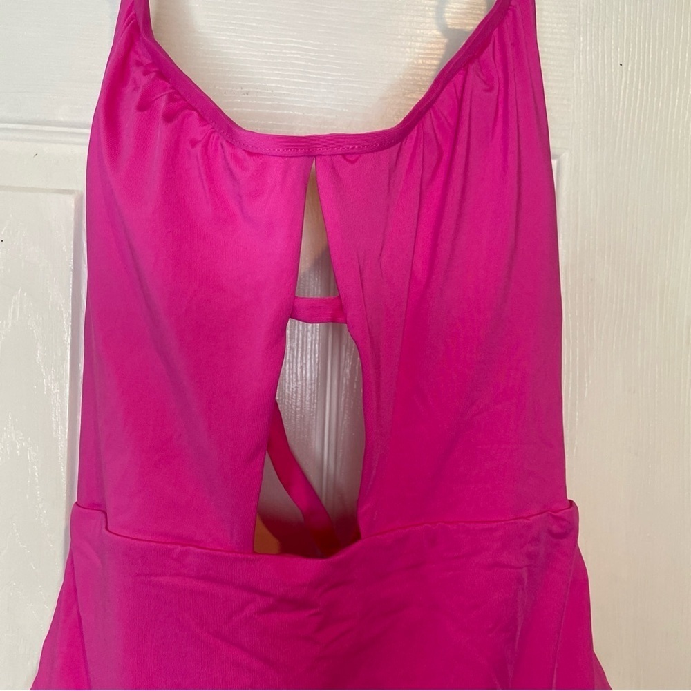 Trina Turk Monaco Halter One Piece Swimsuit Rose Size 10 - Picture 3 of 14